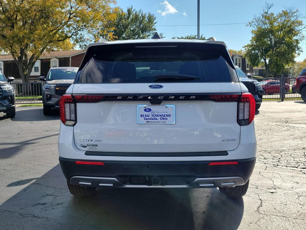New 2026 Ford Explorer Active w/ Active Comfort Package image 5