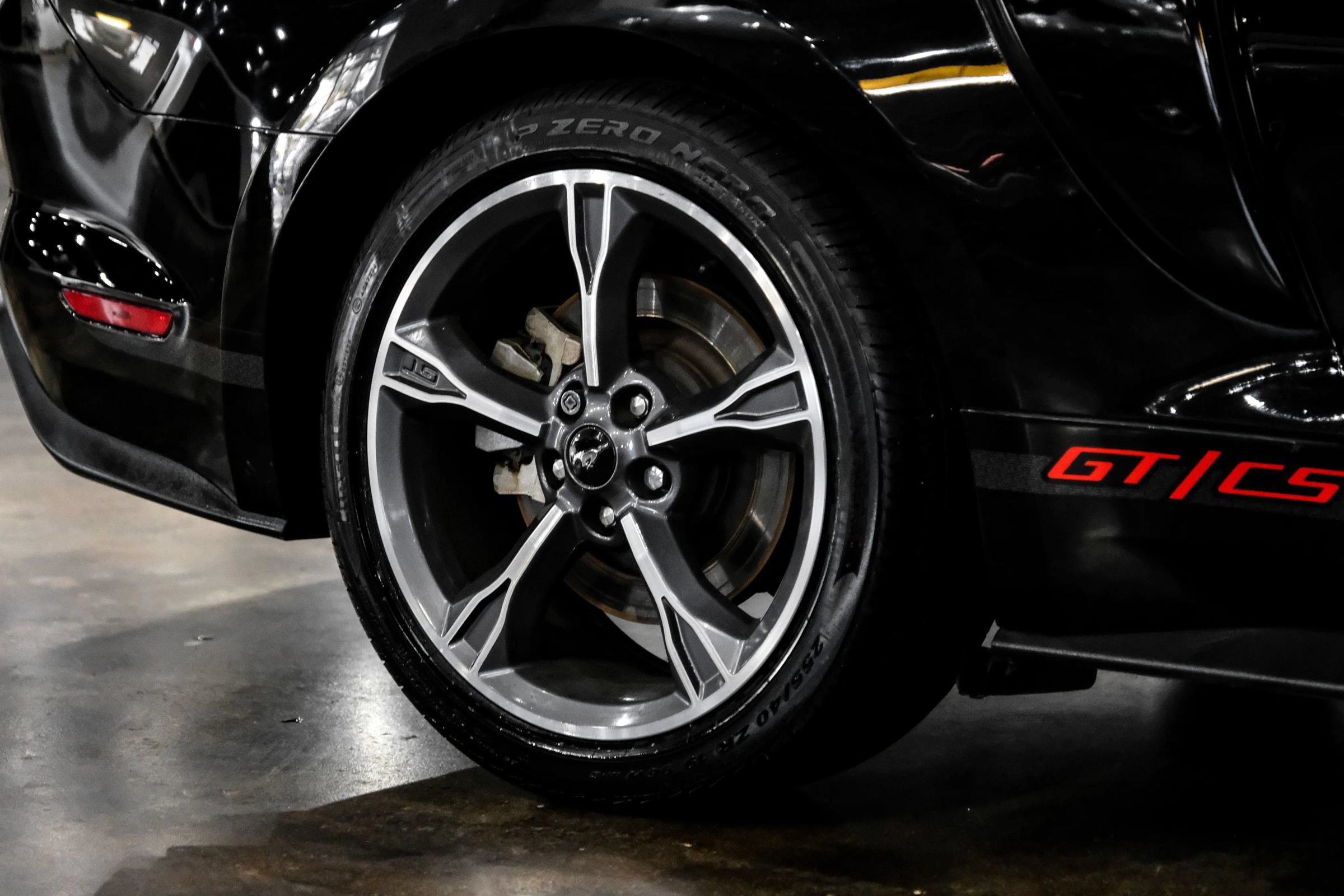 Used 2022 Ford Mustang GT Premium w/ Equipment Group 401A RWD image 46