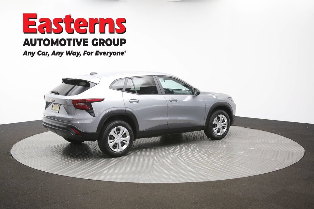 Used 2024 Chevrolet Trax LS w/ Driver Confidence Package FWD image 36