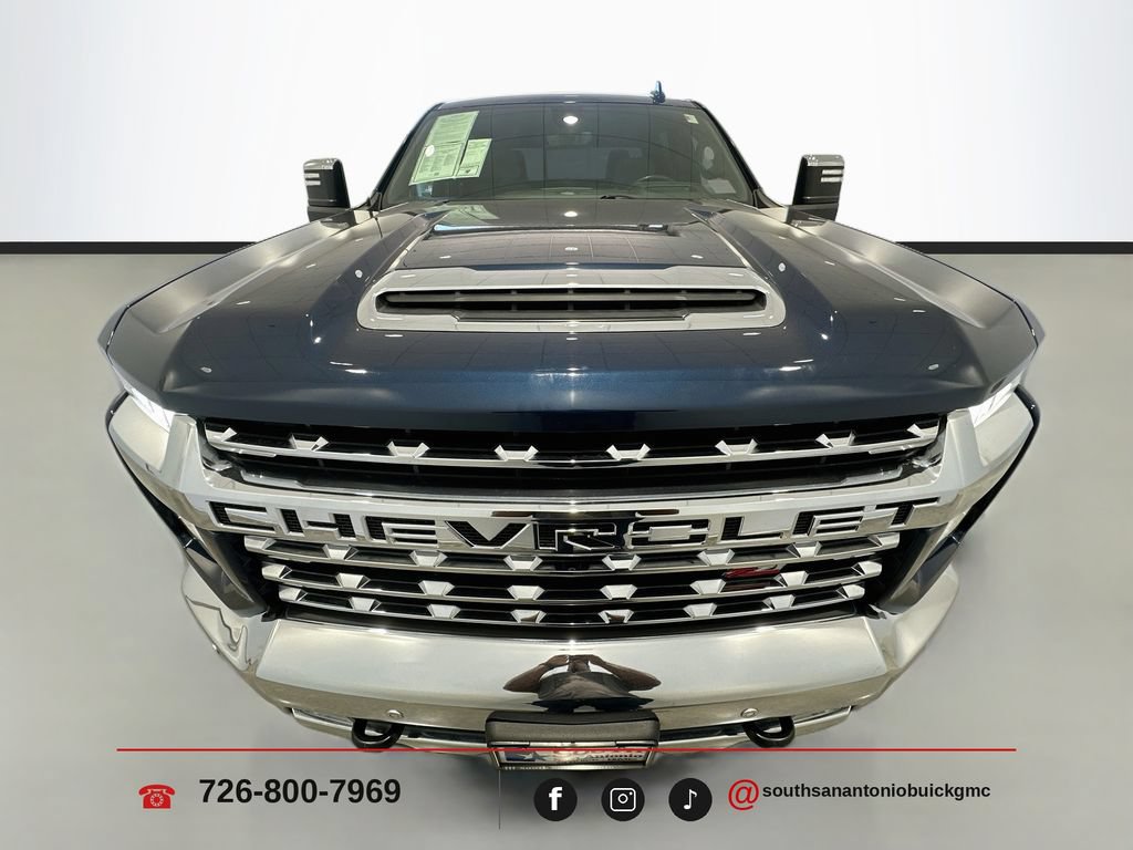 Certified 2022 Chevrolet Silverado 2500 LTZ w/ LTZ Premium Package AWD/4WD image 2