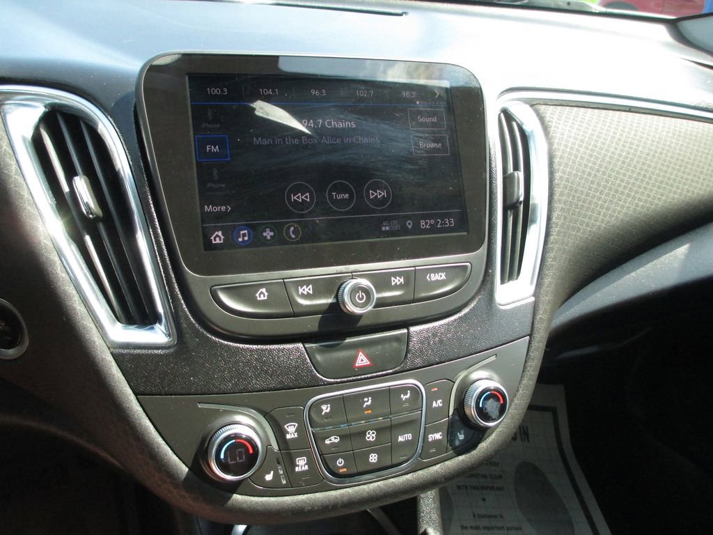 Used 2019 Chevrolet Malibu LT image 24