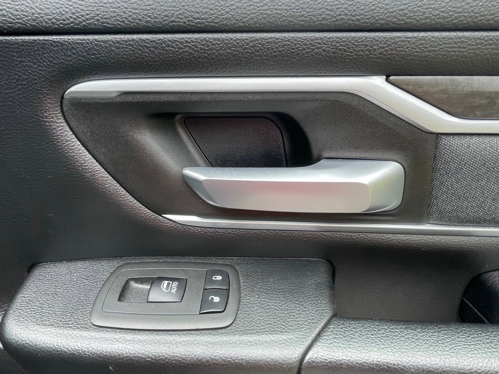 Used 2021 RAM 1500 Big Horn image 17