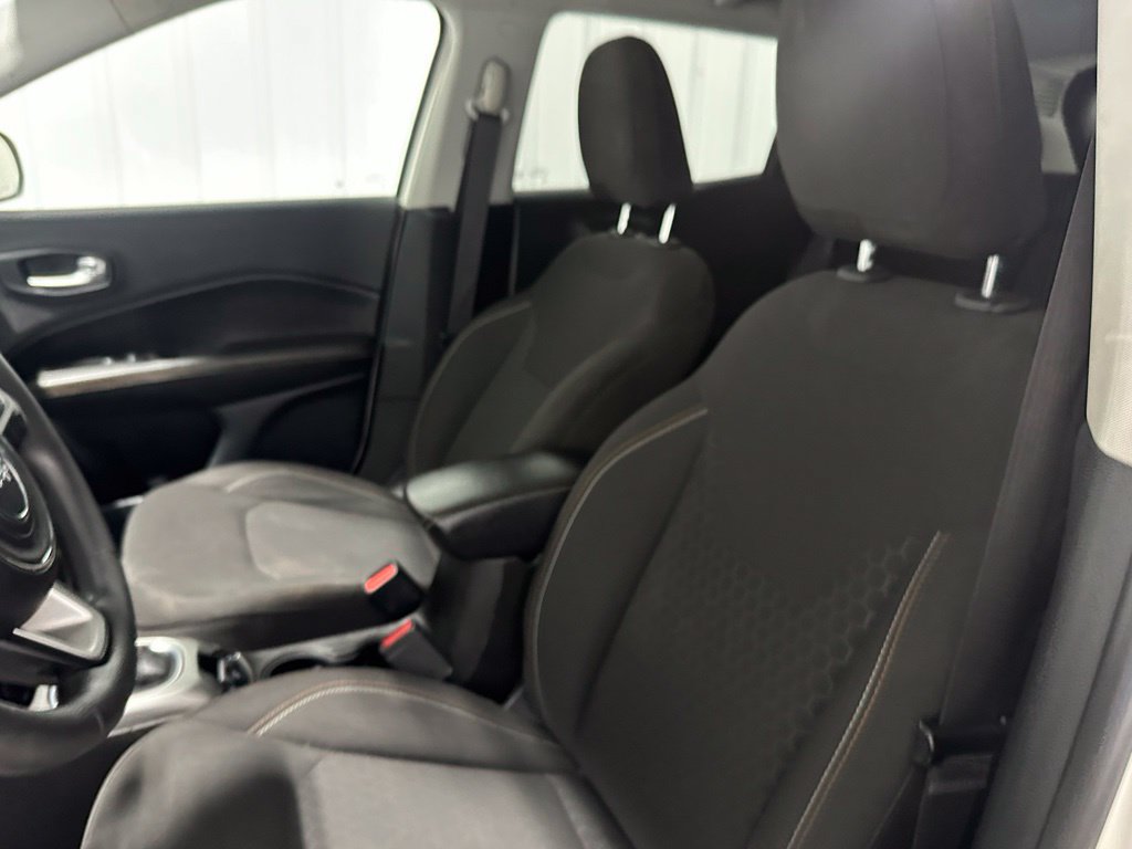 Used 2021 Jeep Compass Sport AWD/4WD image 20