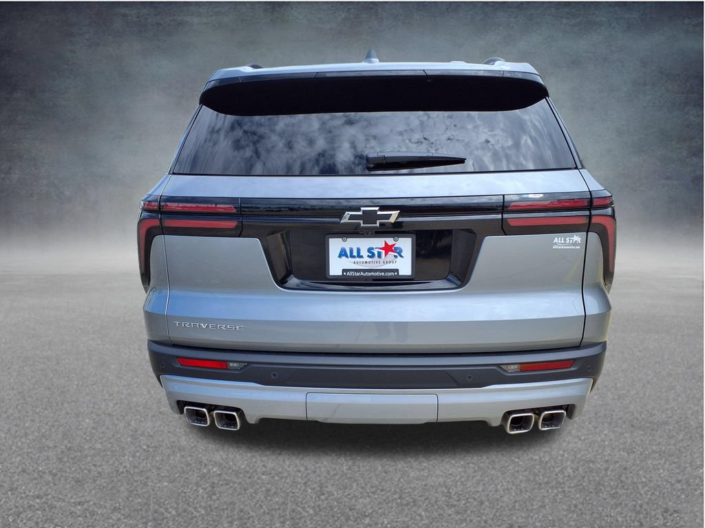 Used 2026 Chevrolet Traverse LT w/ LPO, Floor Liner Package FWD image 9