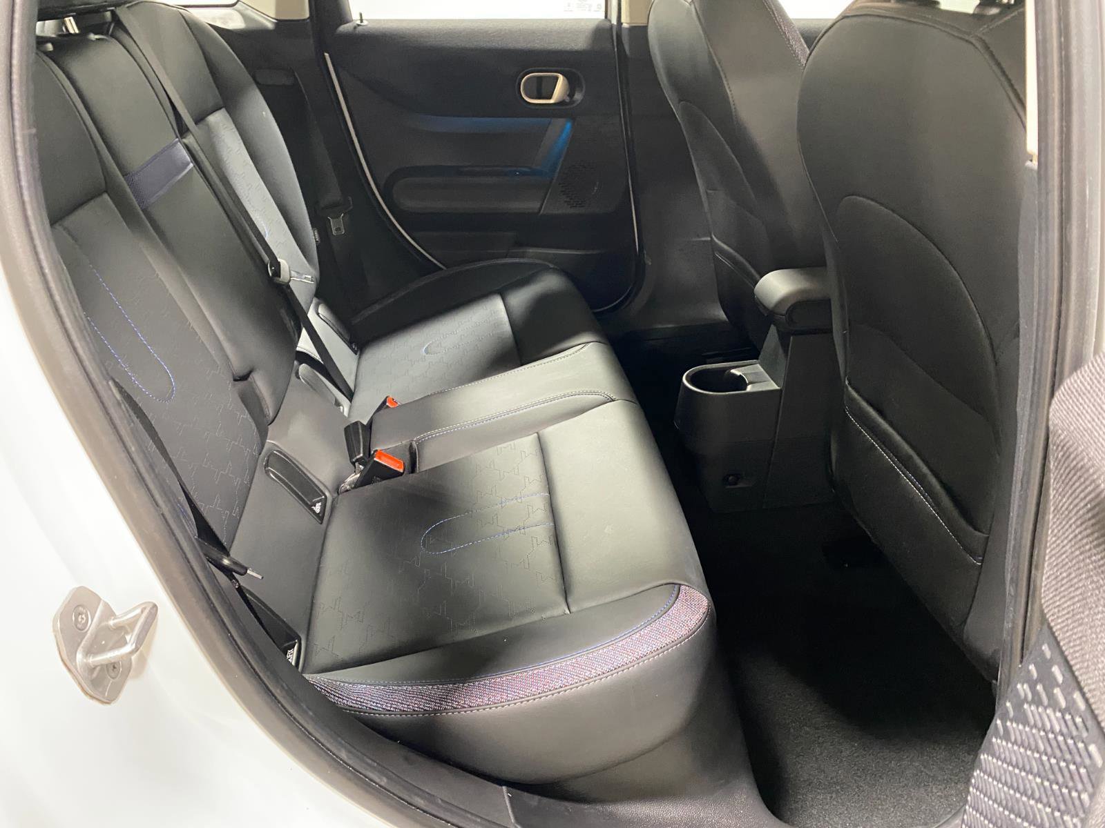 Certified 2025 MINI Cooper S image 17