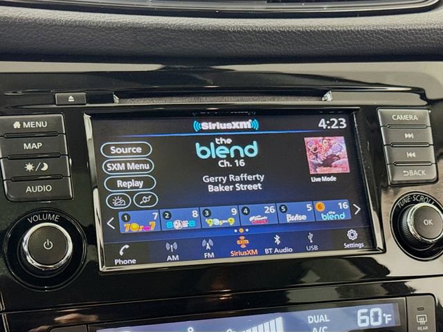 Used 2018 Nissan Rogue SL w/ Premium Package image 13