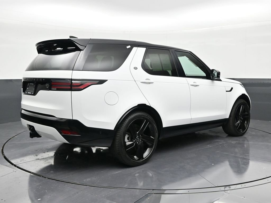 Used 2023 Land Rover Discovery HSE R-Dynamic image 5