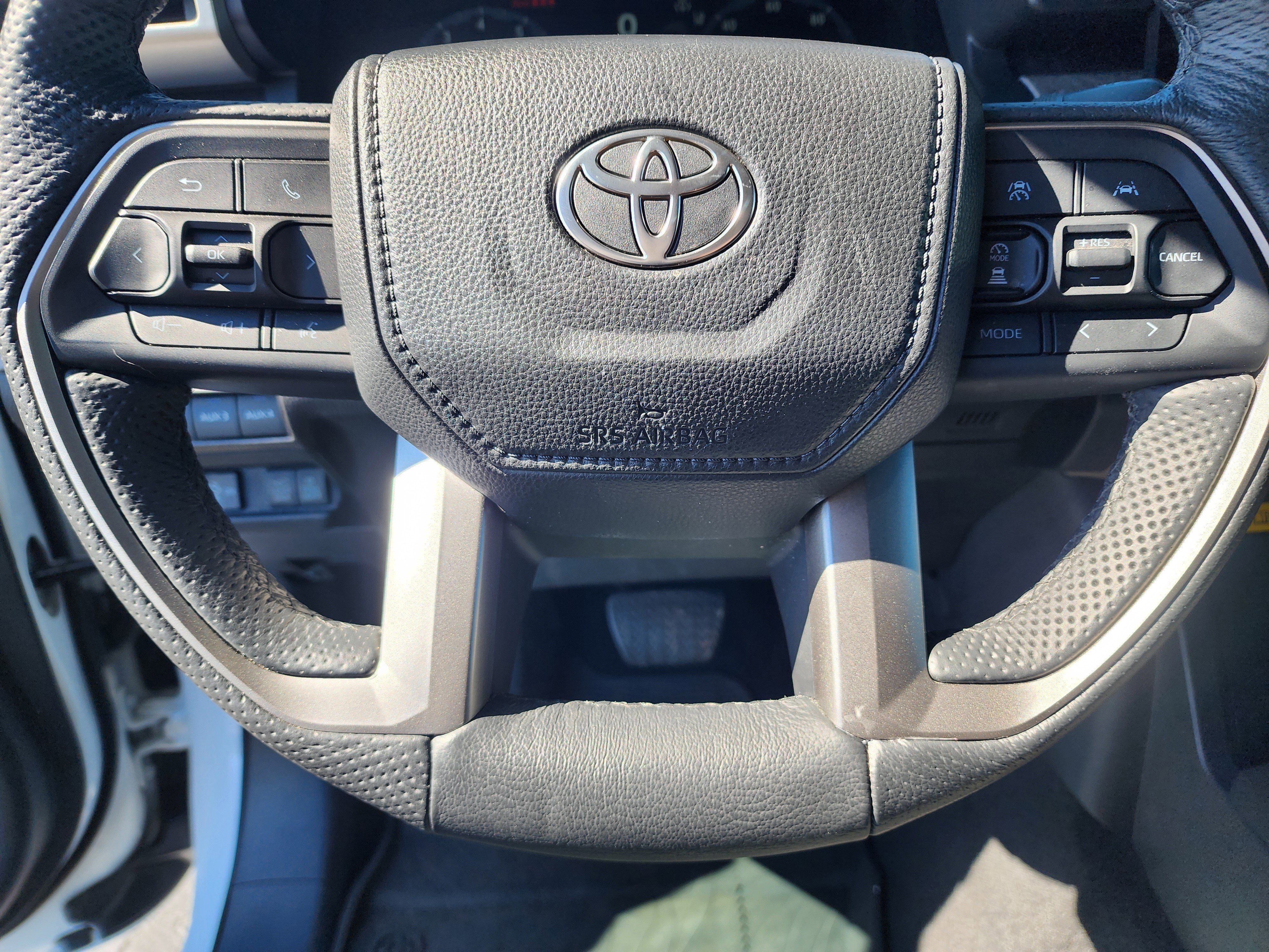 Used 2025 Toyota Tacoma 4x4 Double Cab Hybrid w/ Tow Tech Package image 28