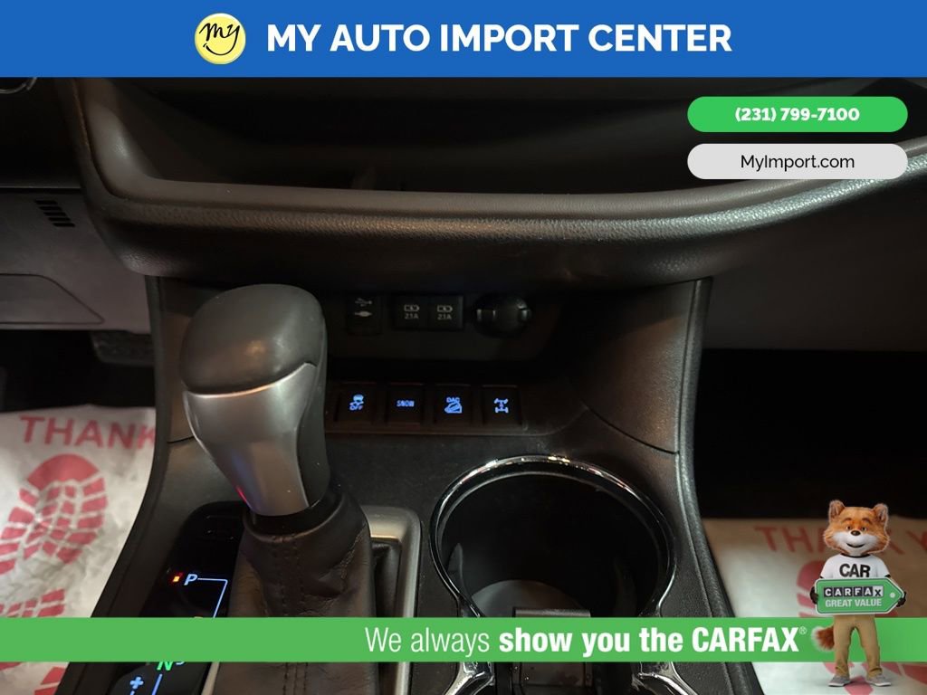 Used 2017 Toyota Highlander XLE image 22