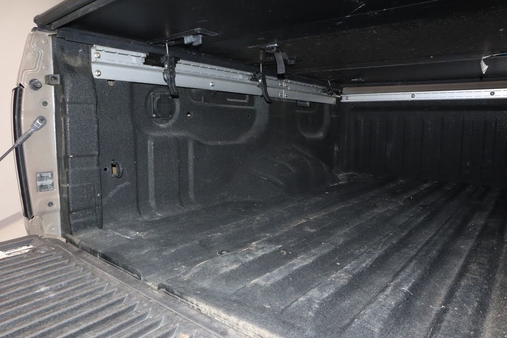 Used 2023 Nissan Titan PRO-4X w/ Pro-4x Convenience Package image 18