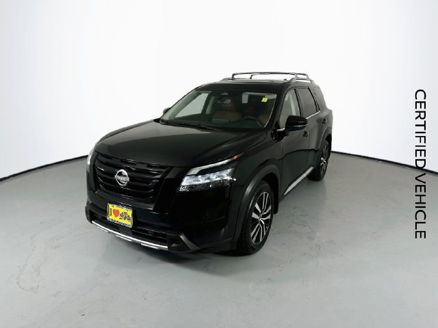 Certified 2024 Nissan Pathfinder Platinum w/ Cargo Package FWD image 5