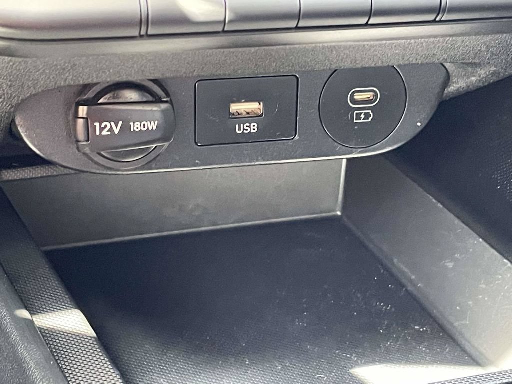 Certified 2024 Hyundai Elantra SEL FWD image 19