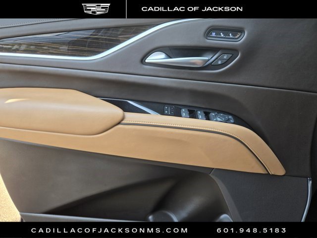 Certified 2023 Cadillac Escalade Premium Luxury image 16