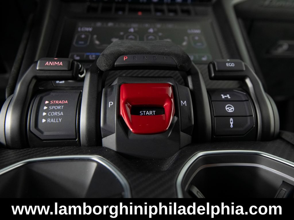 Used 2023 Lamborghini Urus Performante AWD/4WD image 30