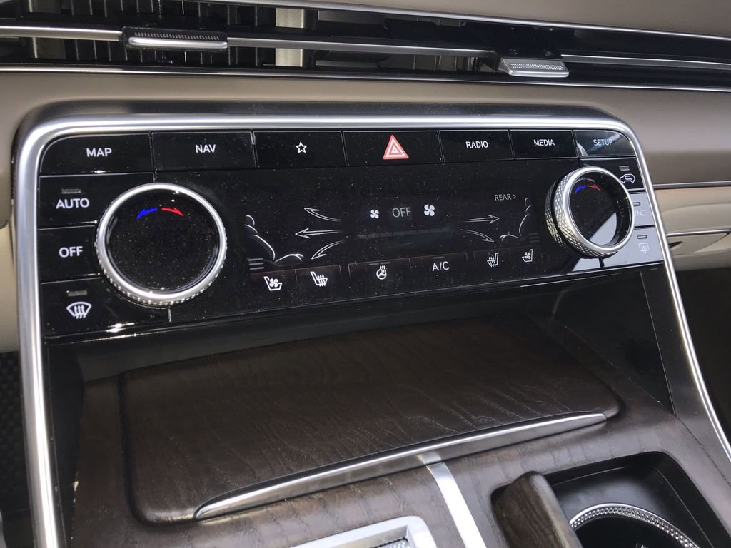 Used 2024 Genesis GV80 3.5T w/ Prestige Package image 19