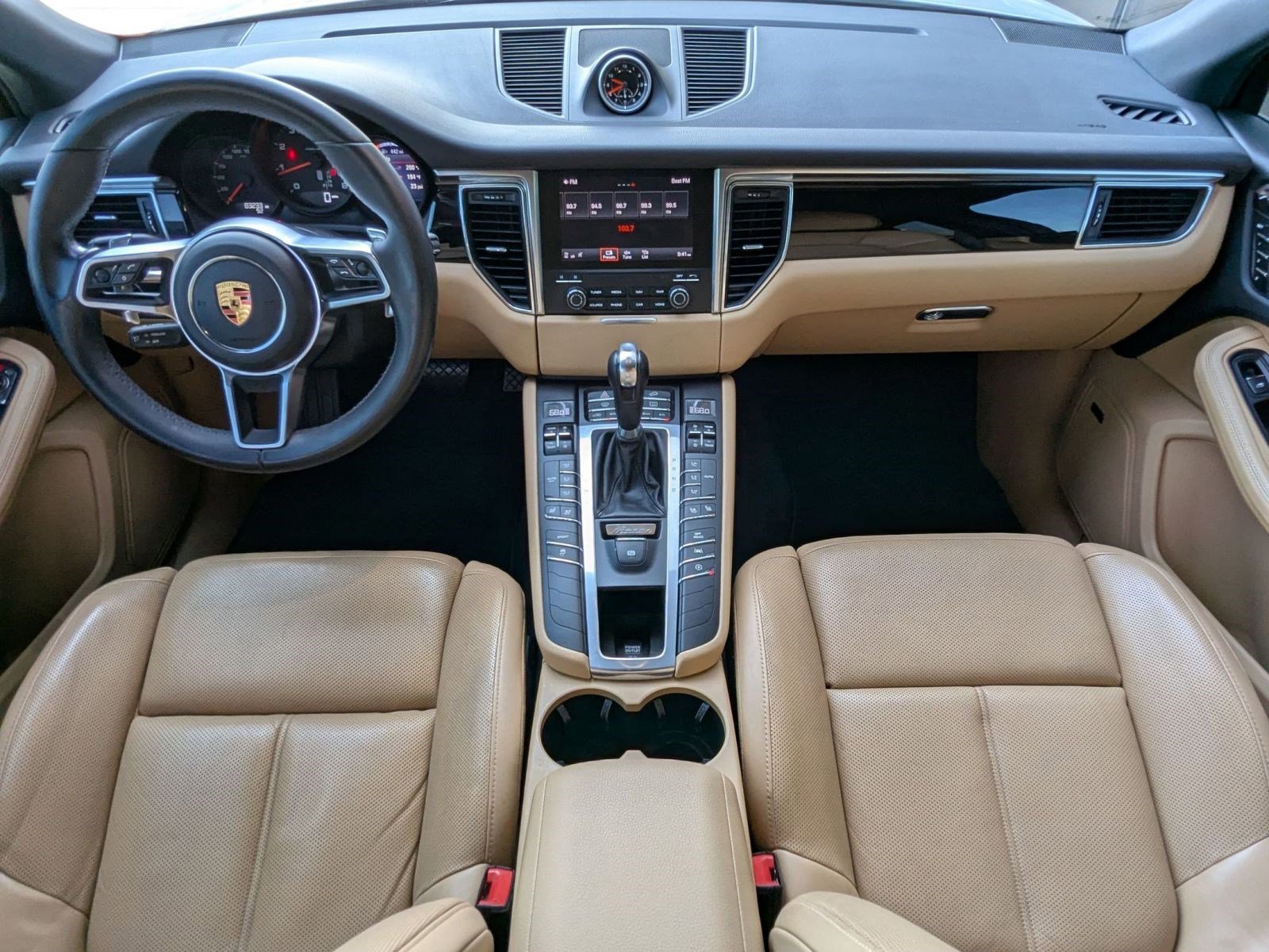 Used 2017 Porsche Macan image 21