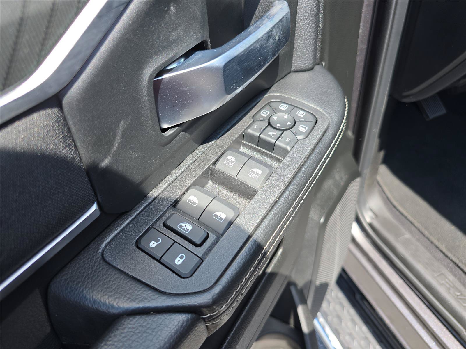 Used 2026 RAM 2500 Big Horn AWD/4WD image 19