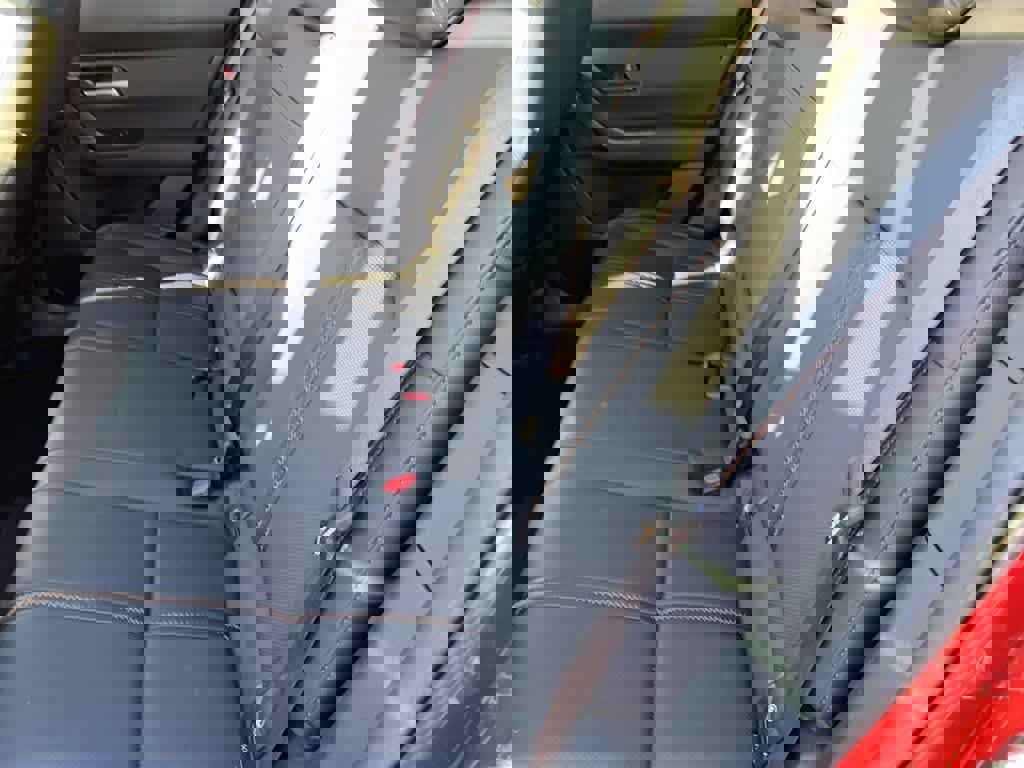 Used 2025 MAZDA CX-50 AWD 2.5 Hybrid w/ Premium Pkg image 24