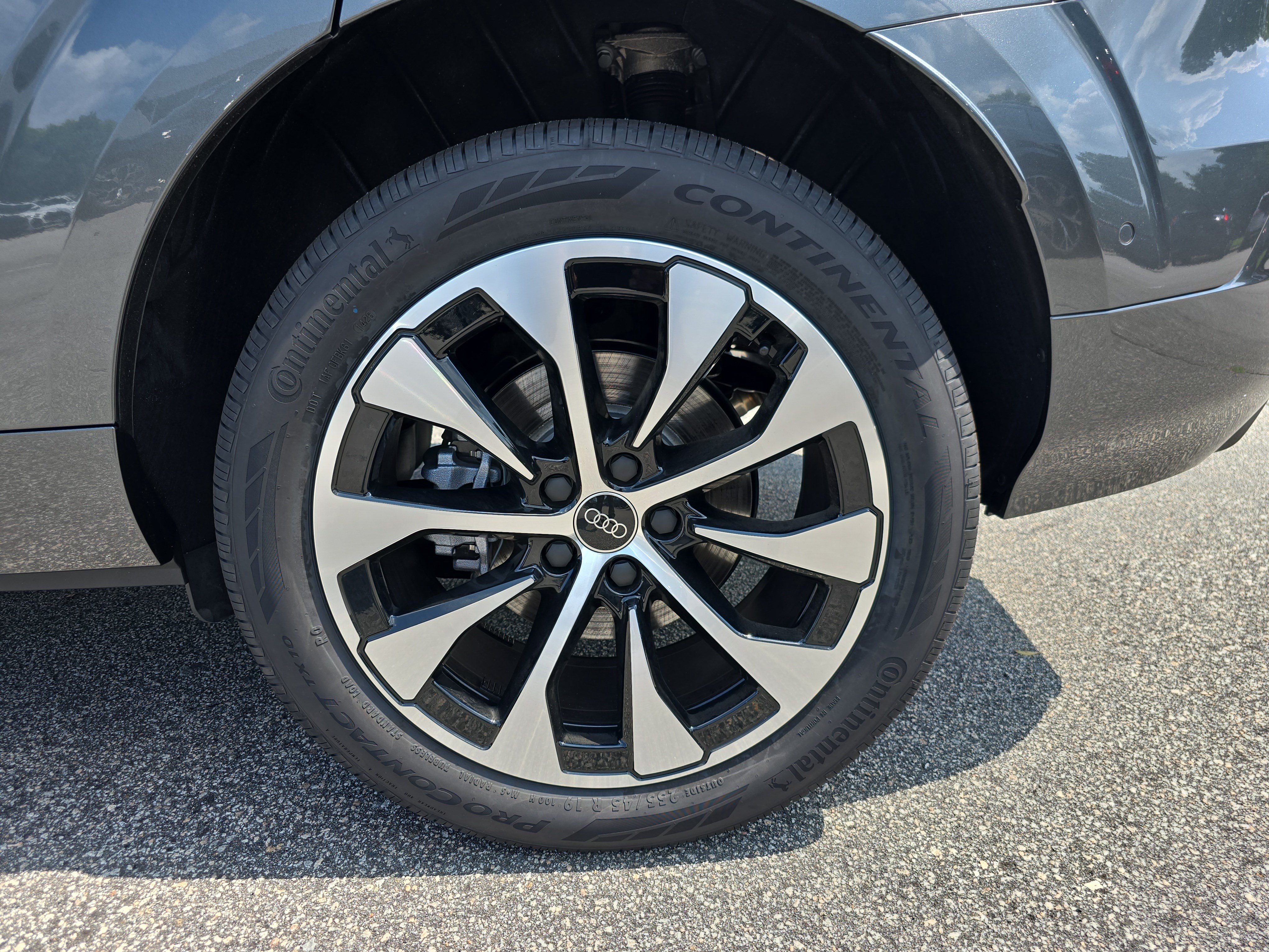 New 2026 Audi Q3 quattro 2.0T AWD/4WD image 30