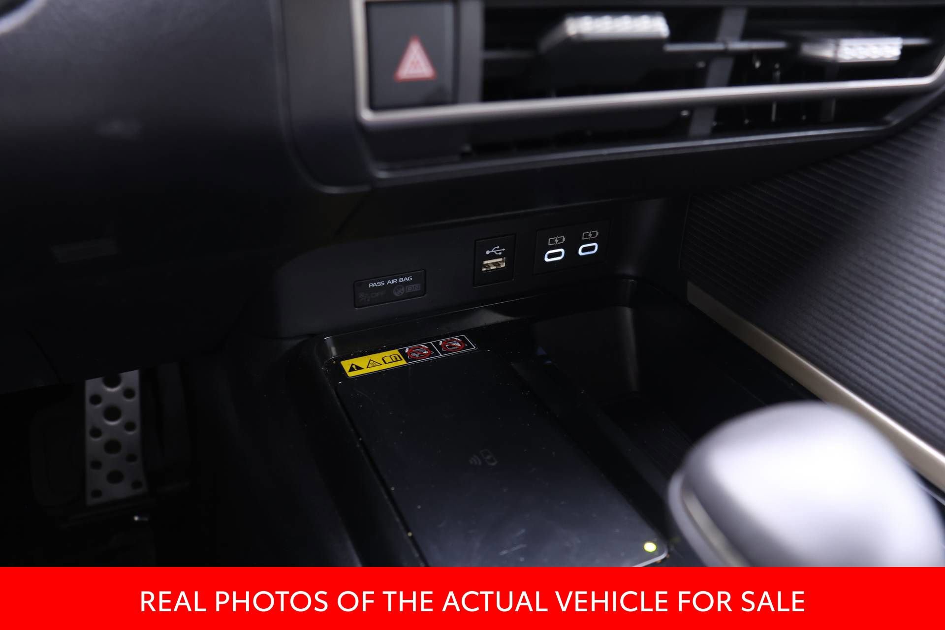 Certified 2025 Toyota Camry SE FWD image 6