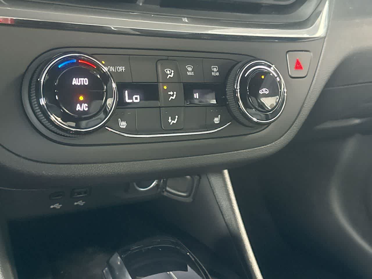 New 2026 Buick Envista Sport Touring w/ Convenience I Package FWD image 20