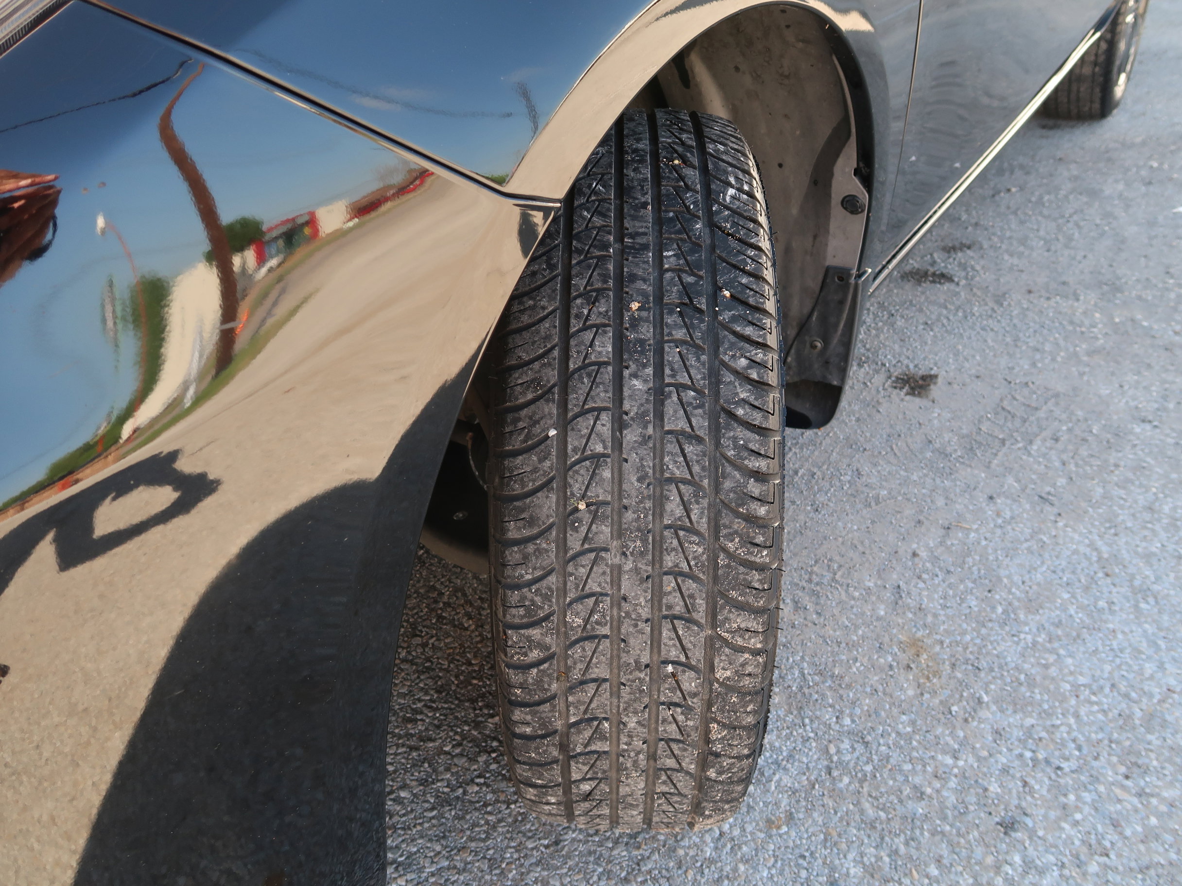 Used 2018 Nissan Versa S image 35