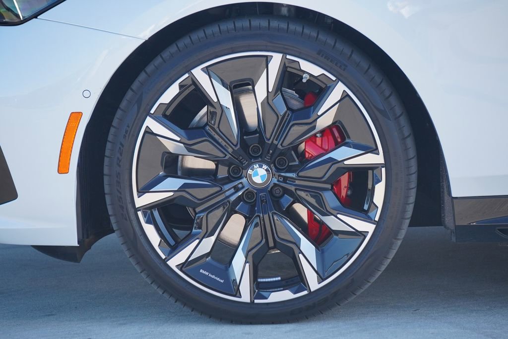 New 2026 BMW 540i xDrive w/ M Sport Package image 5
