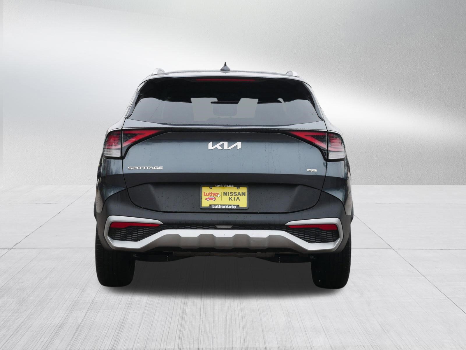 Certified 2024 Kia Sportage EX image 6