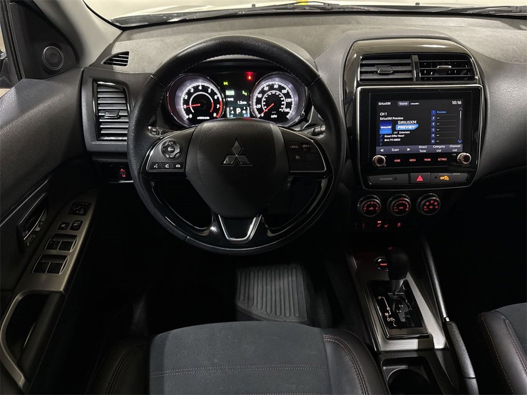 Used 2022 Mitsubishi Outlander Sport SE image 11