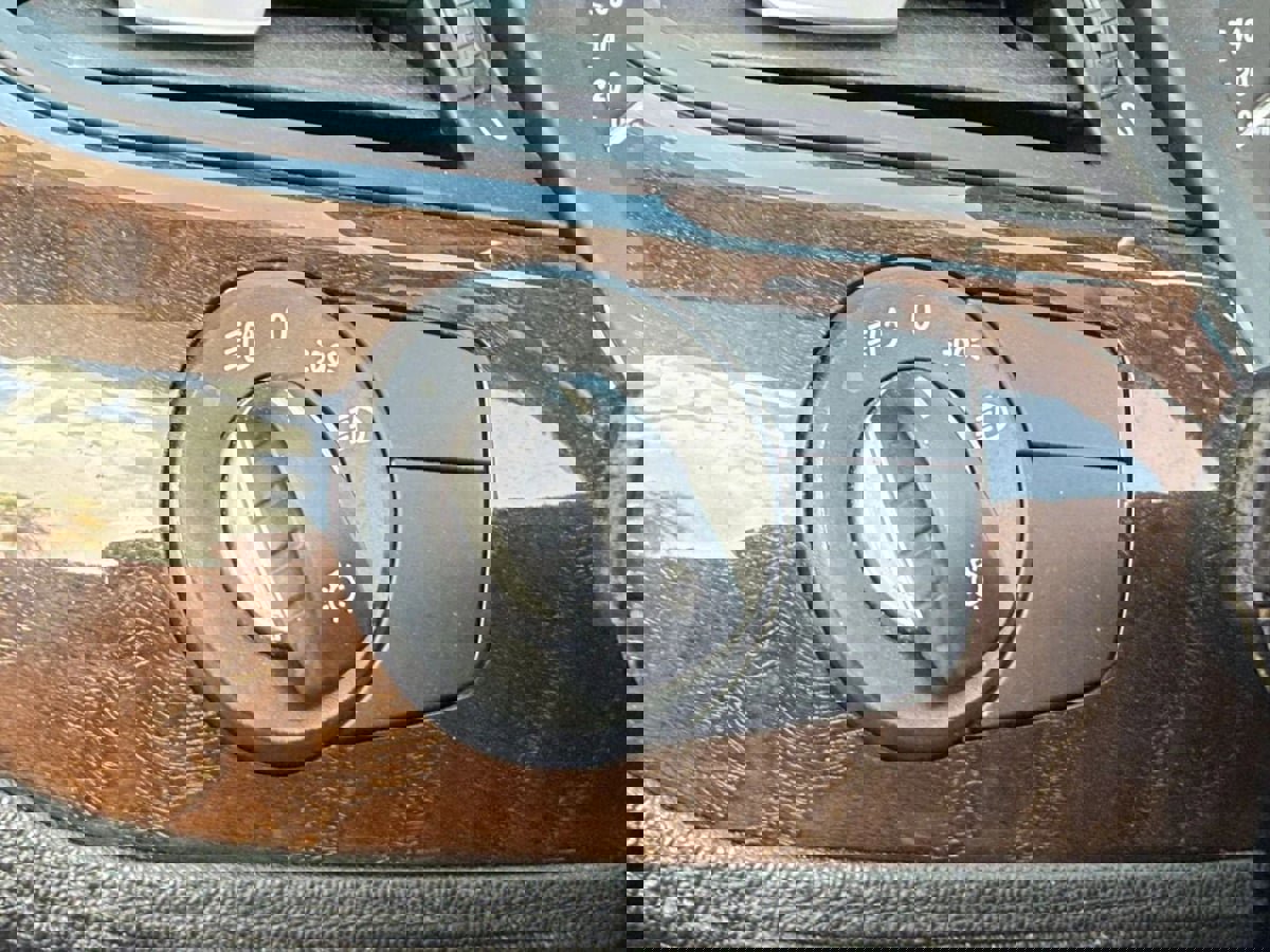 Used 2012 BMW Z4 sDrive35i image 54