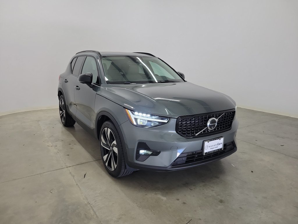 Used 2018 Volvo XC60 T5 Inscription w/ Convenience Package AWD/4WD image 11