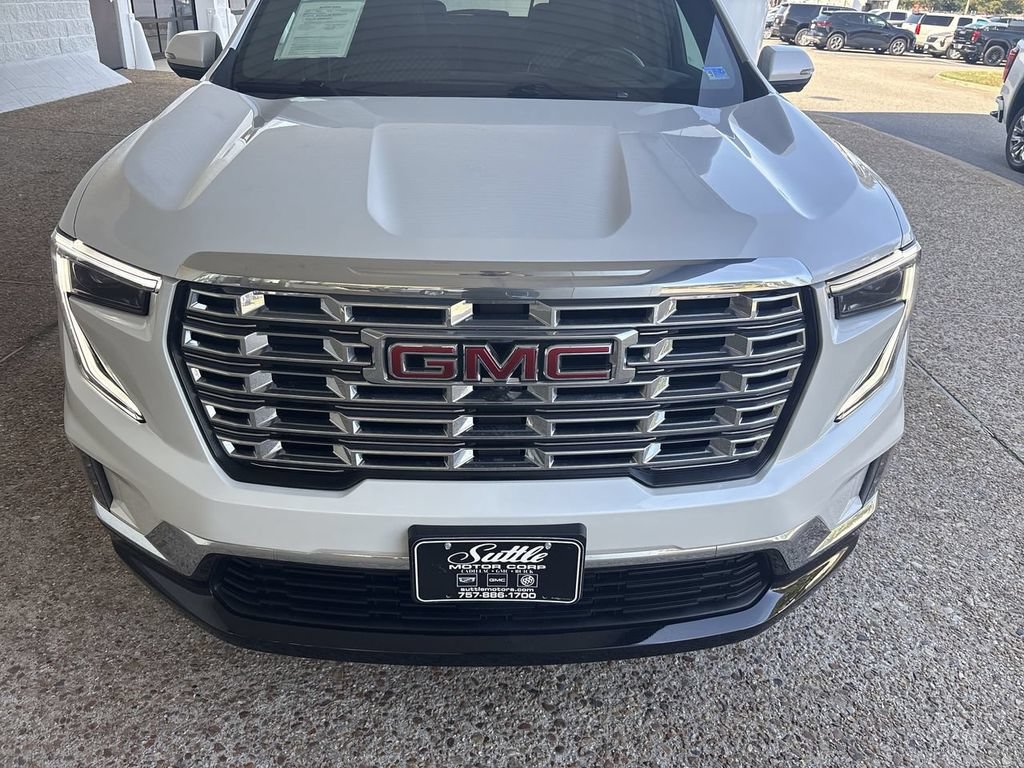 Certified 2024 GMC Acadia Denali w/ LPO, Floor Liner Package AWD/4WD image 31