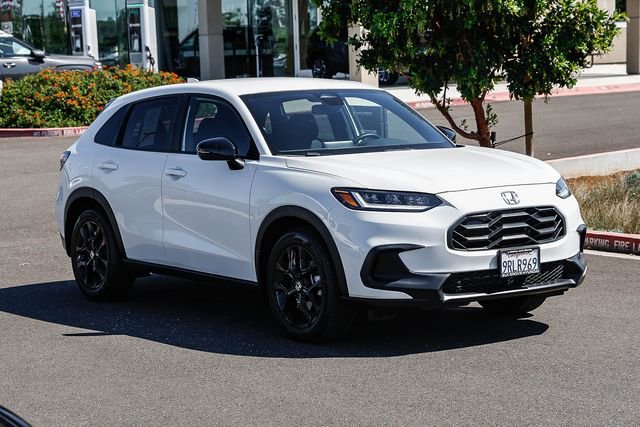 Used 2025 Honda HR-V Sport image 6