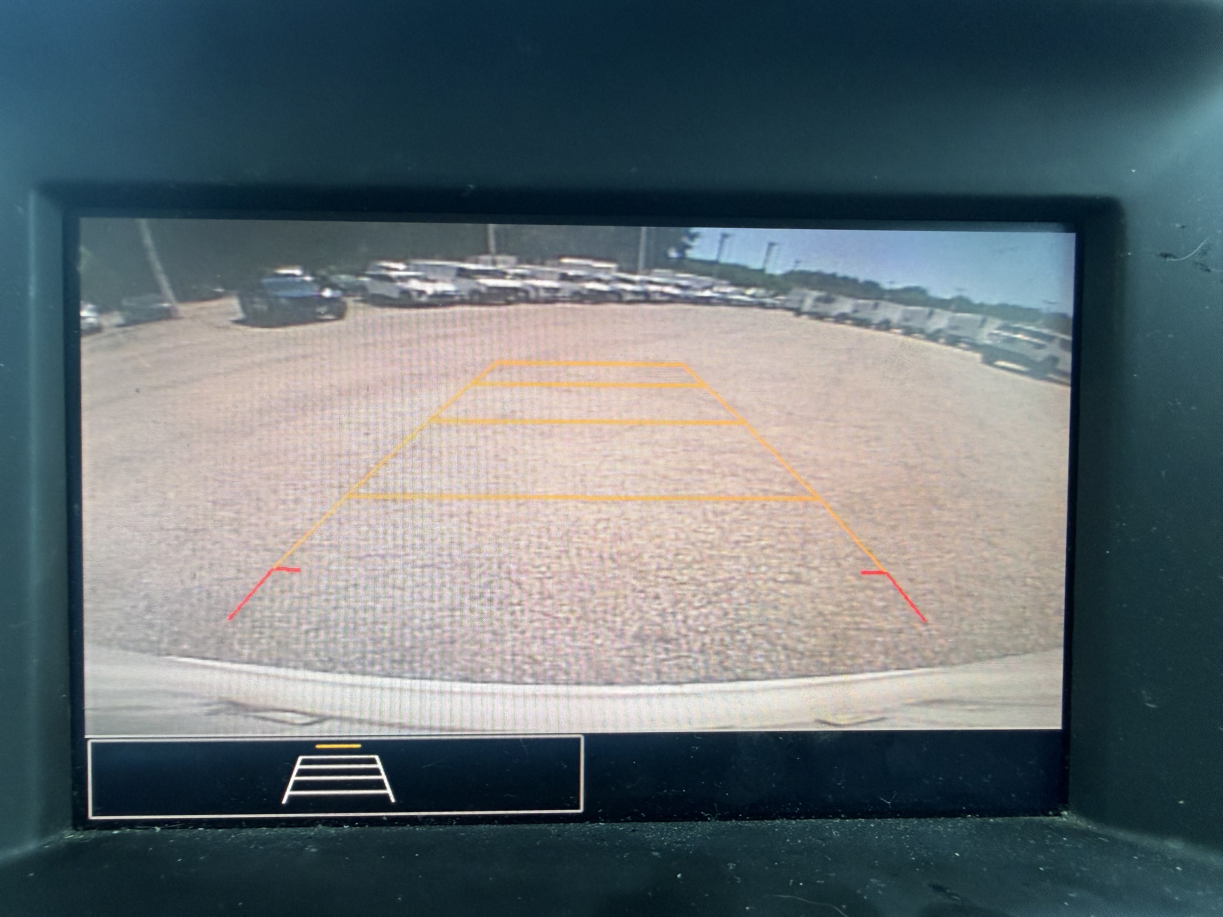 Used 2022 GMC Terrain SLE FWD image 17