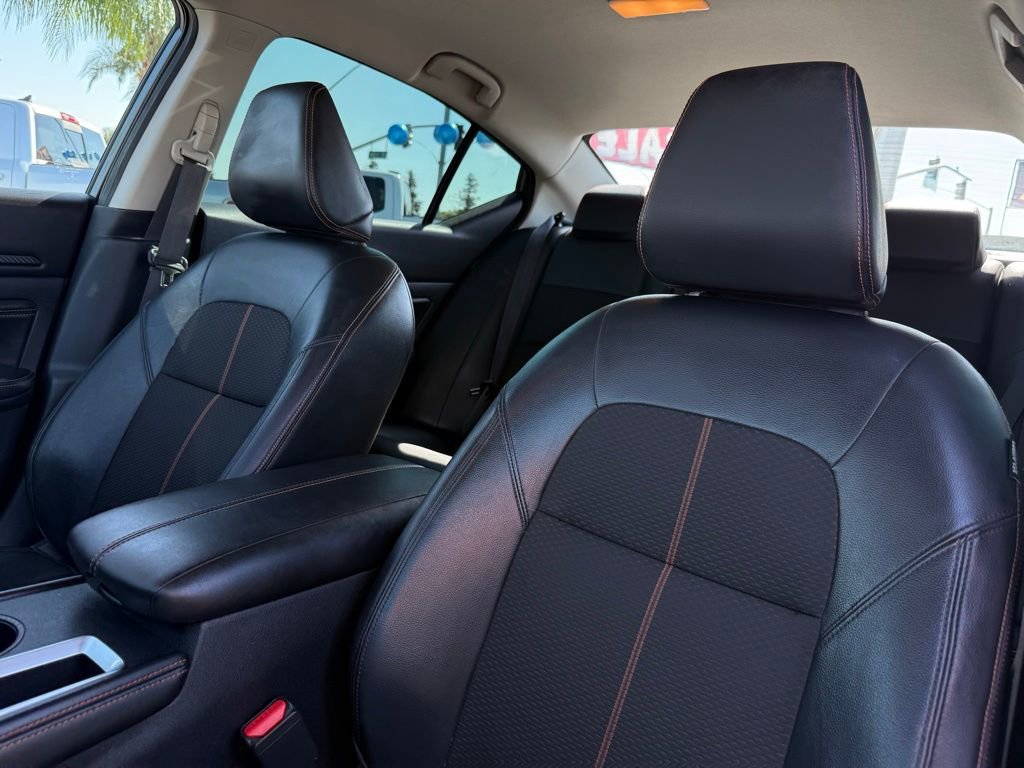 Used 2019 Nissan Altima 2.5 SR FWD image 16