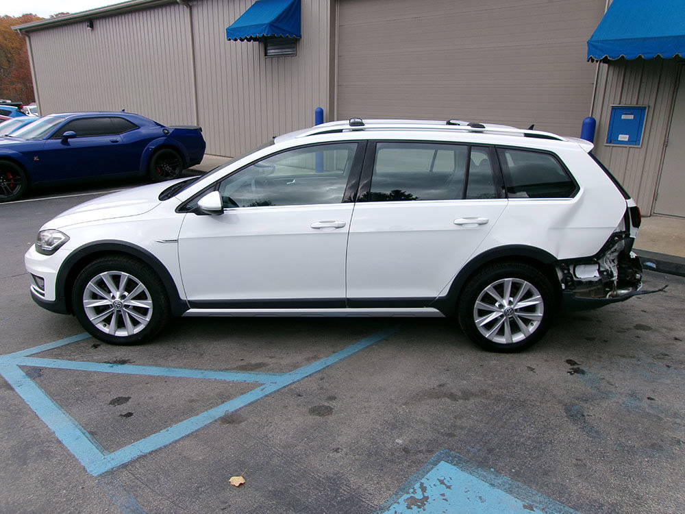 Used 2019 Volkswagen Golf Alltrack S