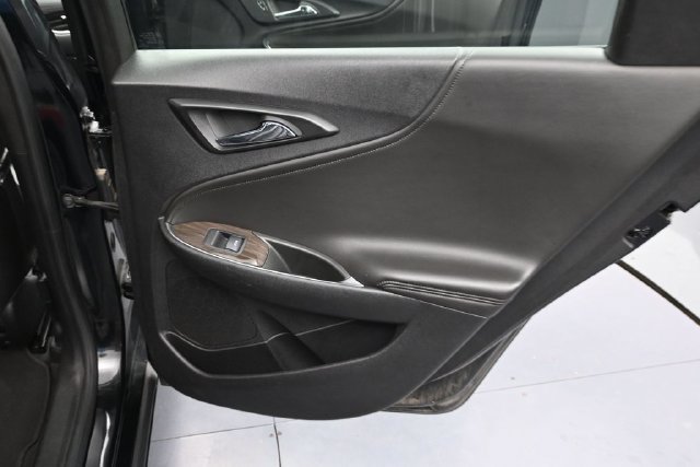 Used 2024 Chevrolet Malibu LT FWD image 30