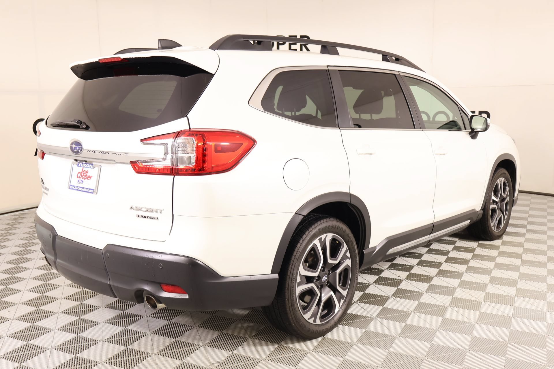 Used 2023 Subaru Ascent Limited AWD/4WD image 21