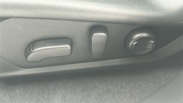 Certified 2025 Subaru Forester Touring image 39