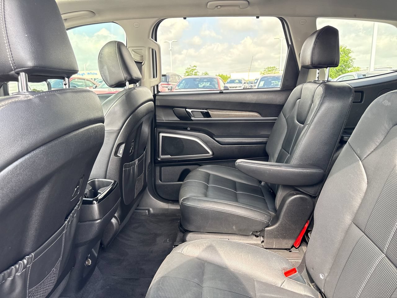 Used 2020 Kia Telluride EX w/ EX Premium Package AWD/4WD image 14