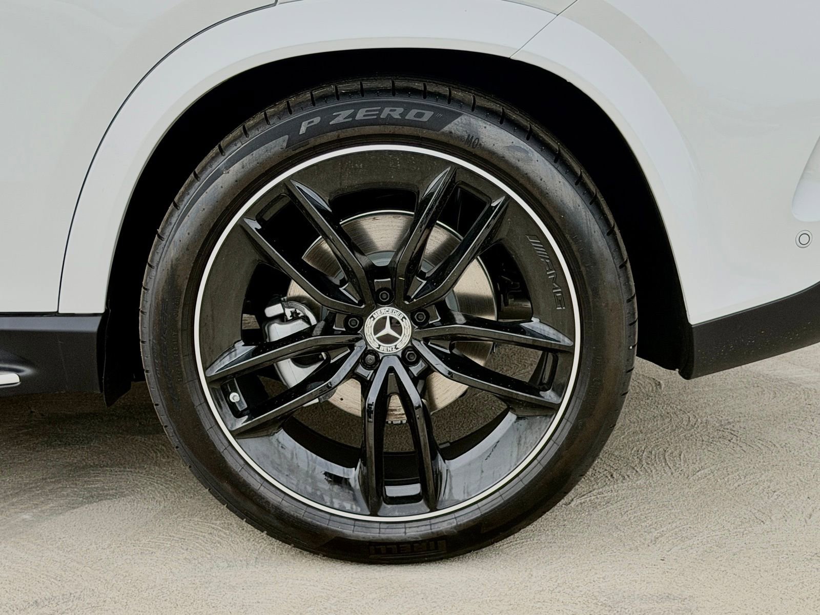 New 2026 Mercedes-Benz GLE 580 4MATIC image 17