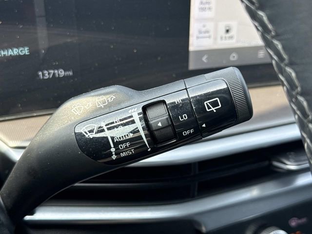 Used 2025 Kia Sorento SX Prestige image 22