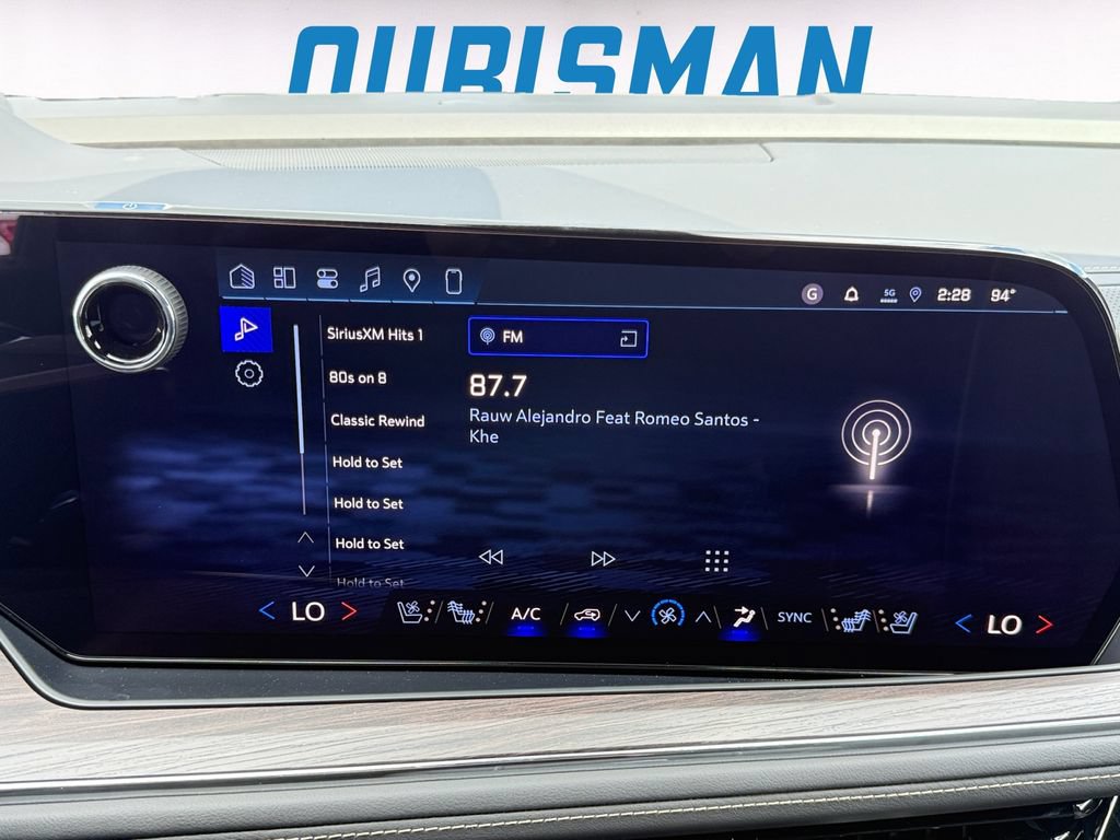 New 2026 Chevrolet Suburban Premier AWD/4WD image 14