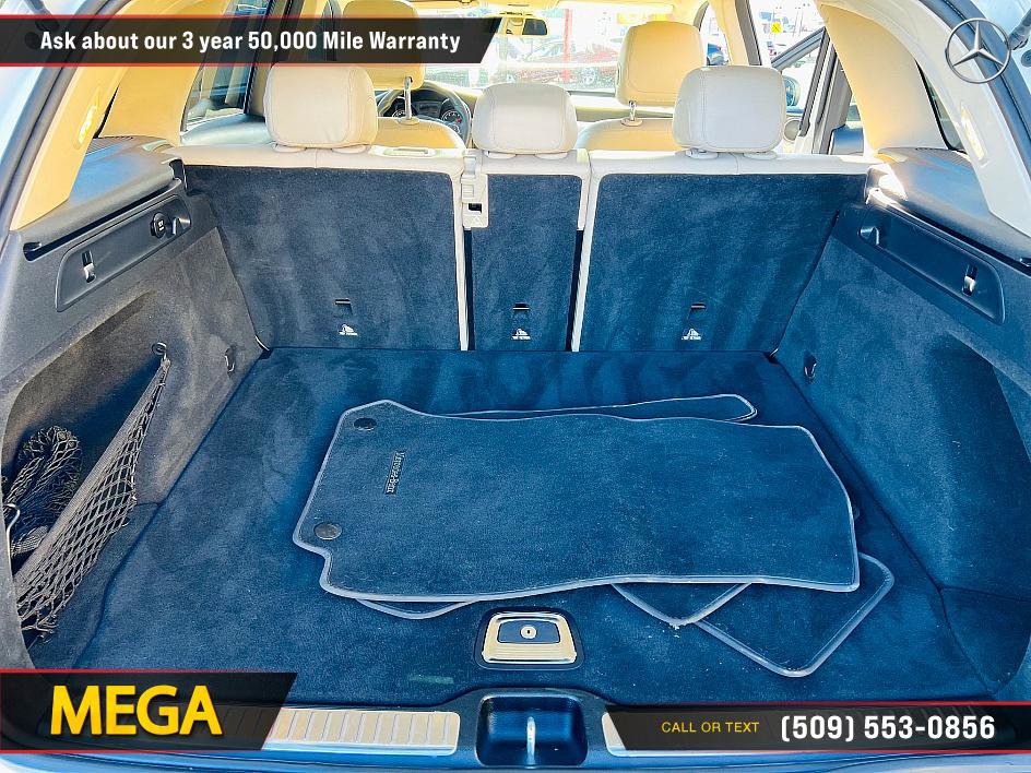 Used 2018 Mercedes-Benz GLC 300 4MATIC w/ Premium Package image 18