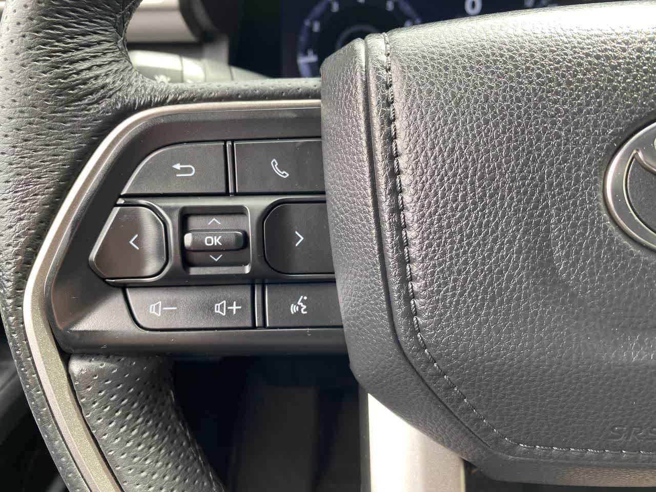 Used 2025 Toyota Tacoma TRD Sport AWD/4WD image 20