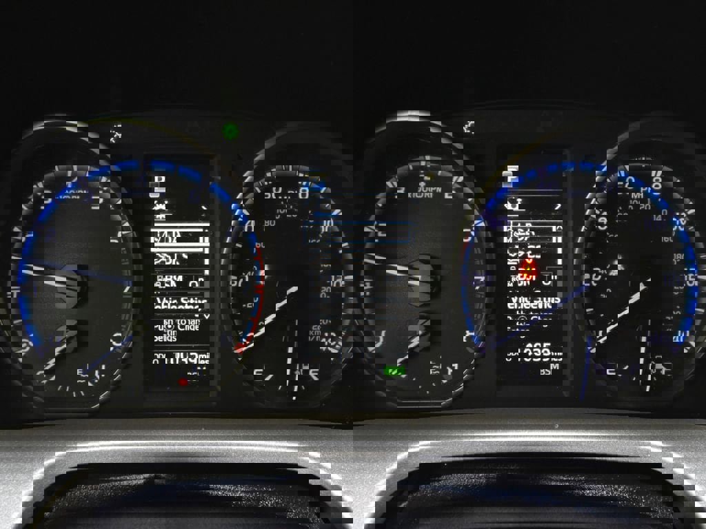 Used 2018 Toyota RAV4 XLE image 17