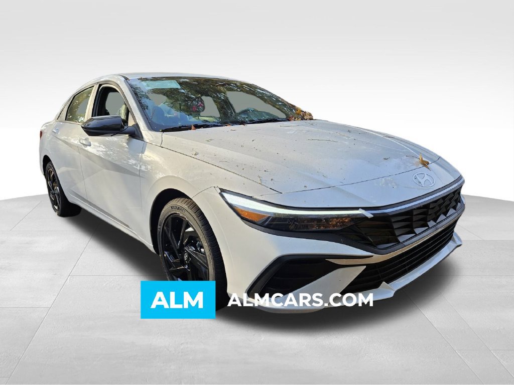 Used 2026 Hyundai Elantra Sport FWD image 1