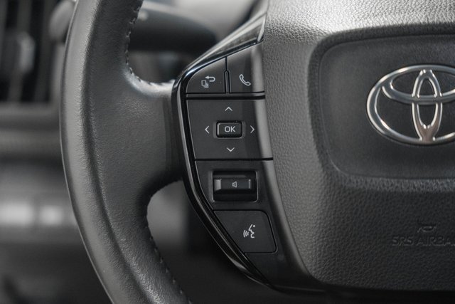 Used 2024 Toyota bZ4X XLE image 27