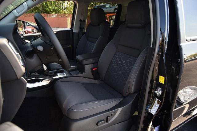 New 2026 Nissan Frontier SV w/ SV Convenience Package AWD/4WD image 22