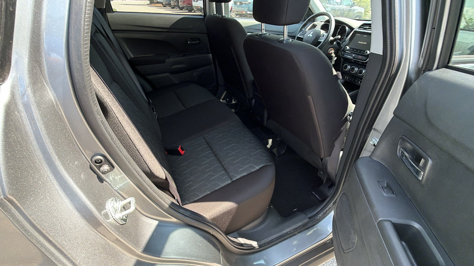 Used 2025 Mitsubishi Outlander Sport AWD image 21